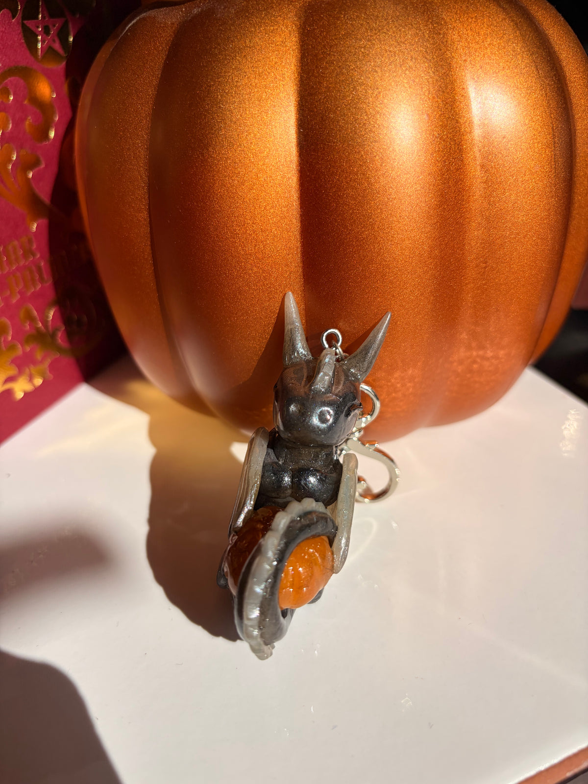 HALLOWEEN SPECIAL: Snoozing pumpkin dragon charm